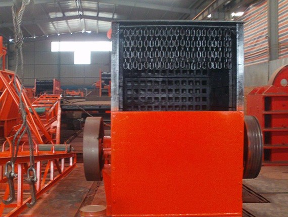 Box-Type Crusher