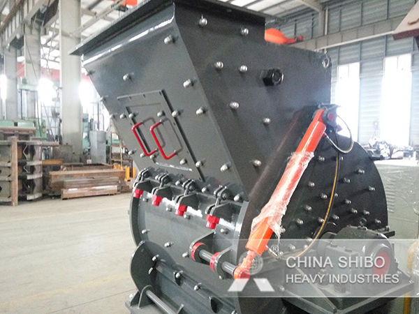 German Type Coarse Powder Crusher